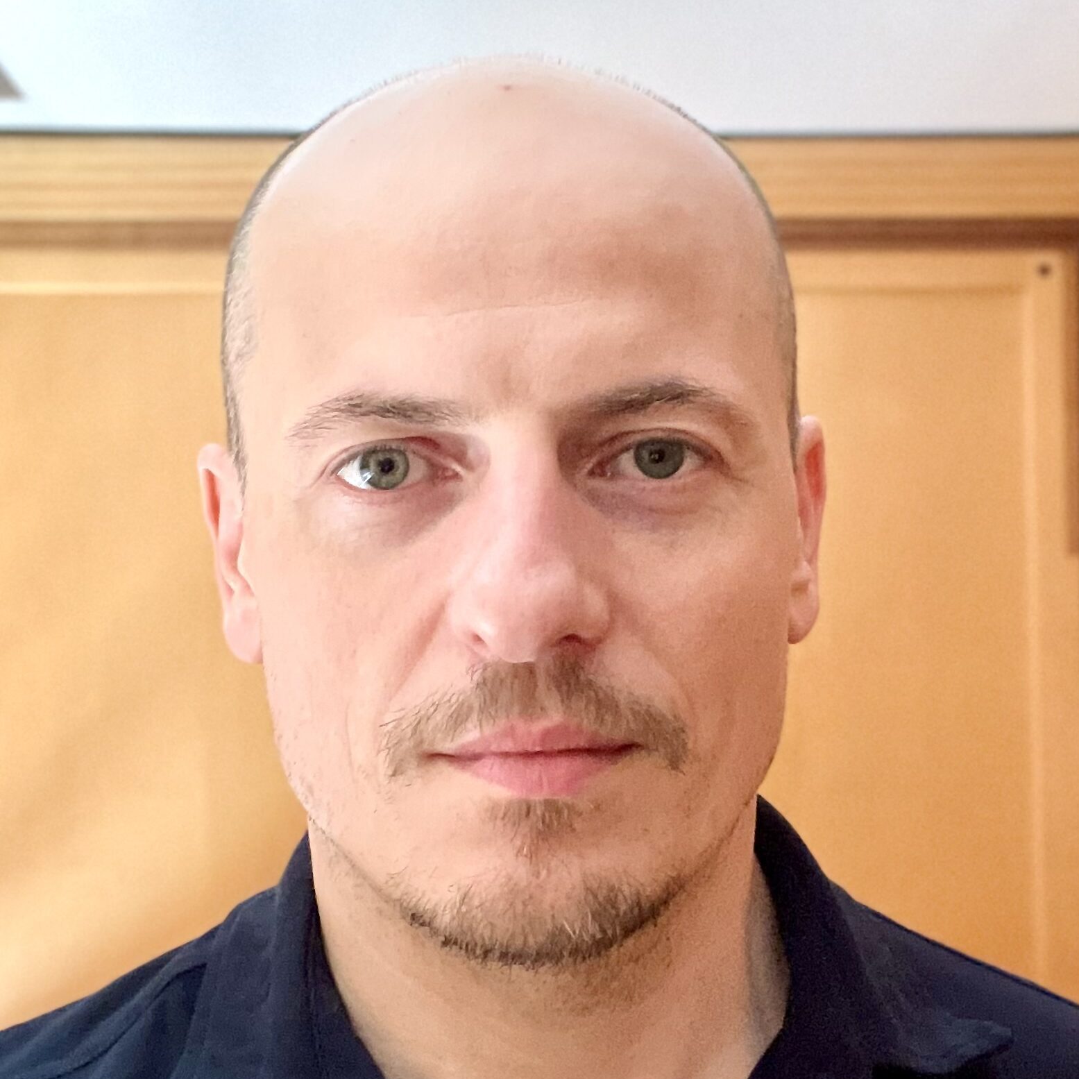 Dimitri Spiliotis, Psicólogo